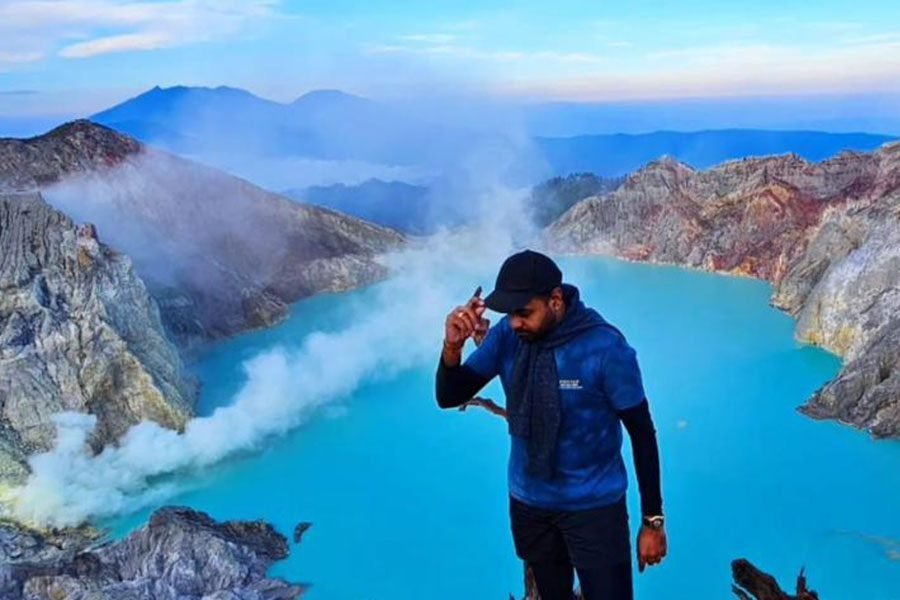 Crater lake at Mount Ijen in East Java