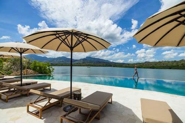 Menjangan Dynasty Beach Resort, Banyuwedang